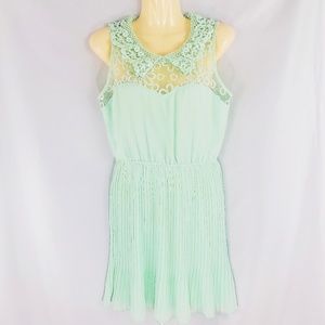Pinky Mint Green Lace Sheer Collar Pleated Dress M